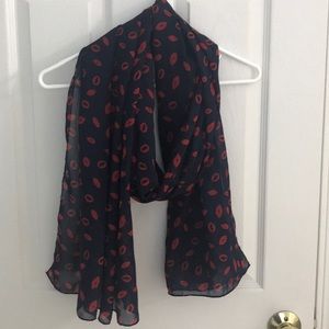 Silk scarf! 💋💋